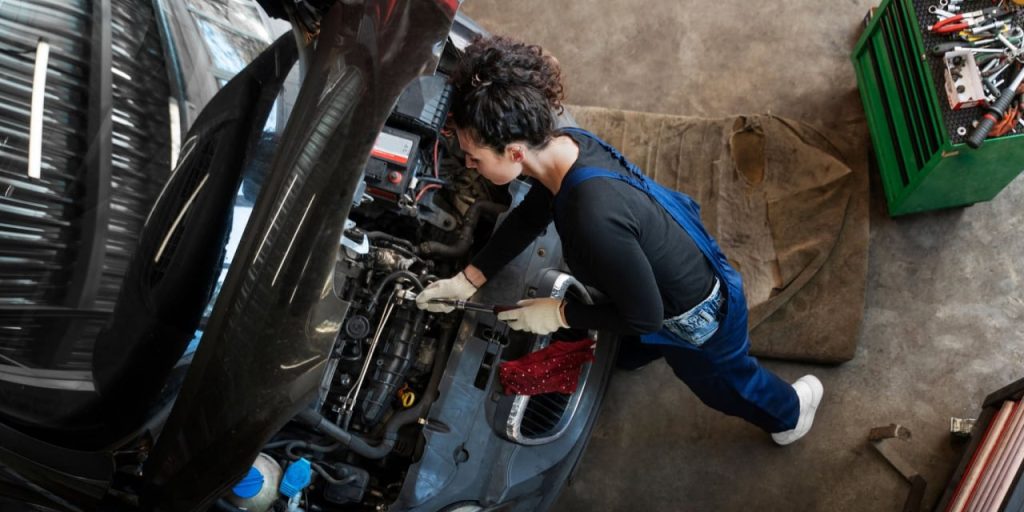 Guide Hybrid Car Maintenance for 2025 Guide Hybrid Car Maintenance for 2025